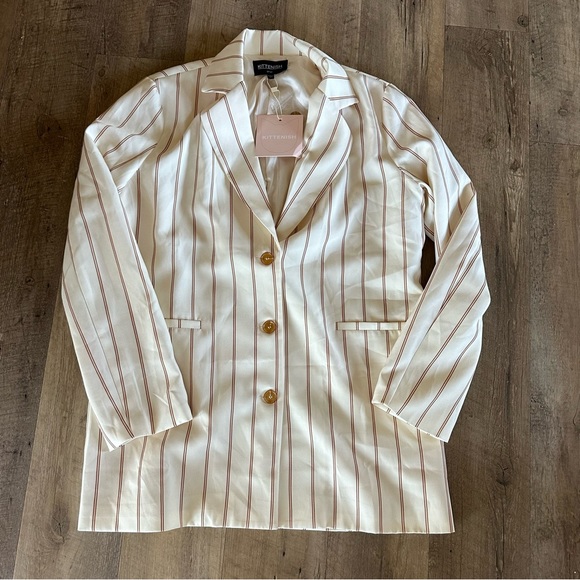 Kittenish Scarlet Set NWT - Picture 8 of 12